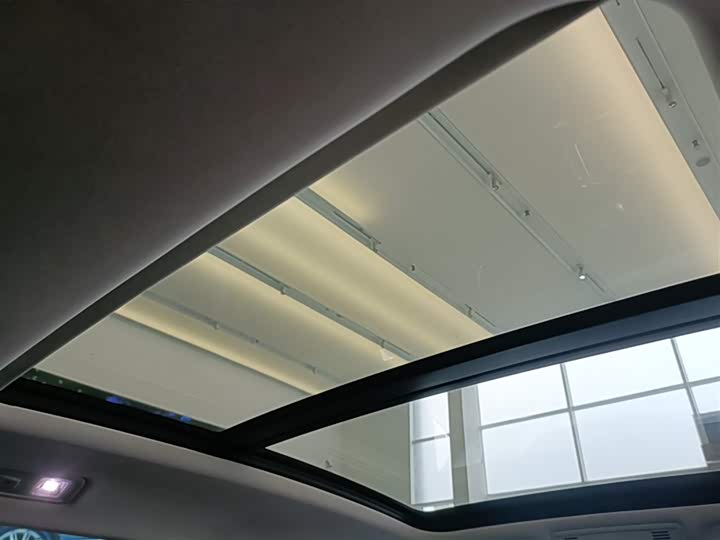 Фото 11 - Volkswagen Magotan