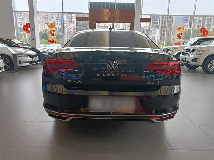 Фото 8 - Volkswagen Magotan