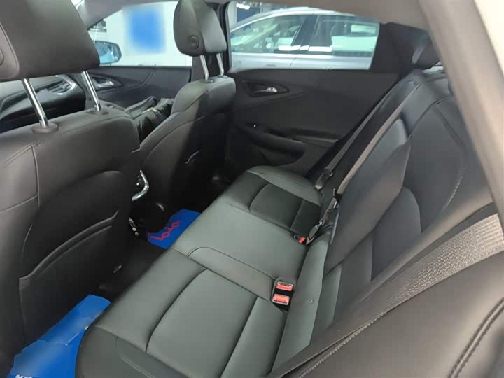 Фото 17 - Chevrolet Malibu XL