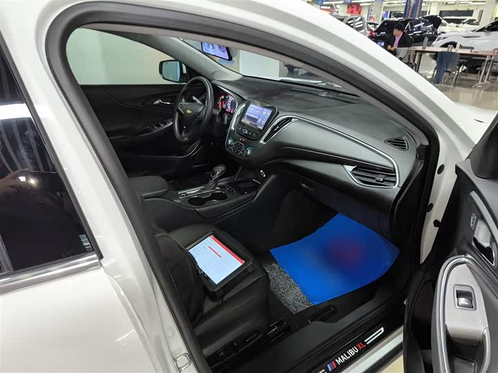 Фото 25 - Chevrolet Malibu XL