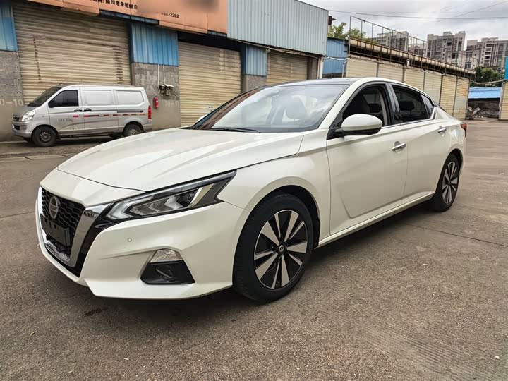 Фото 2 - Nissan Teana