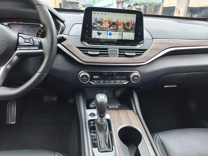 Фото 7 - Nissan Teana