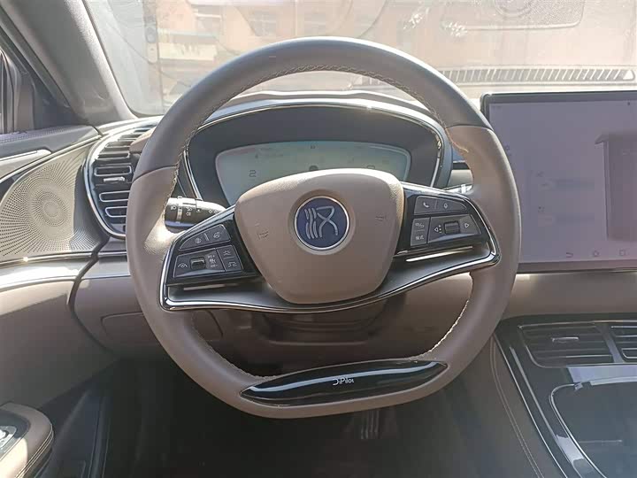 Фото 11 - BYD Han