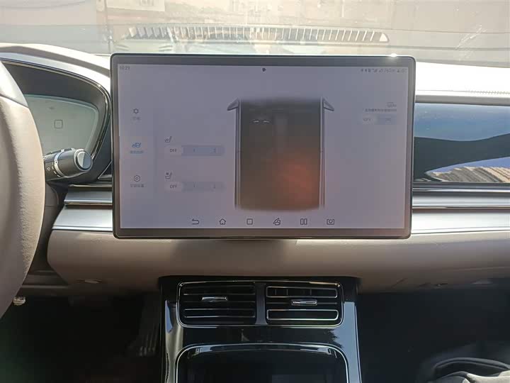 Фото 13 - BYD Han