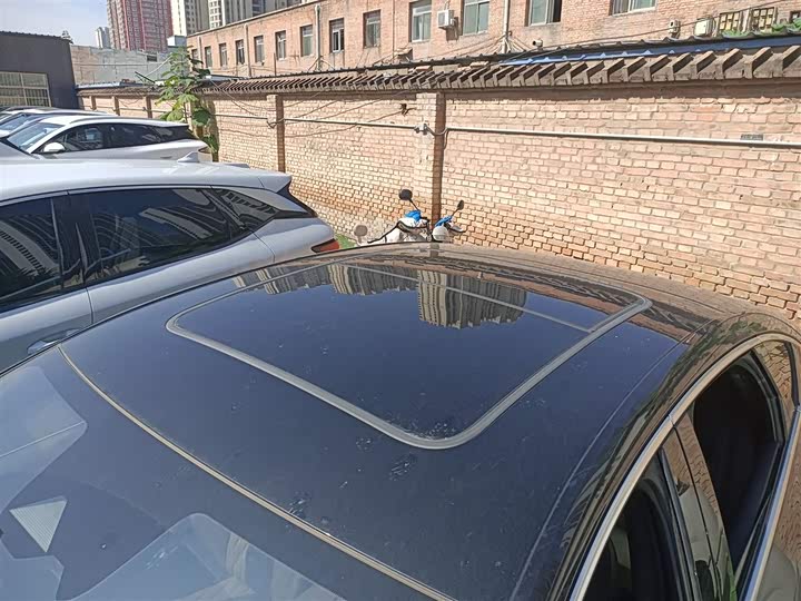 Фото 31 - BYD Han