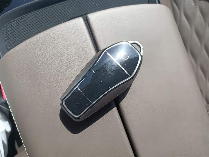 Фото 9 - BYD Han