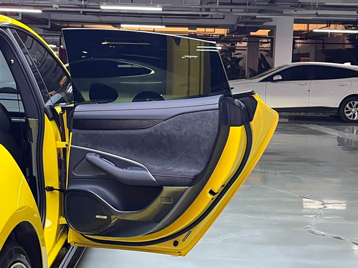 Фото 13 - Xiaomi SU7 Ultra