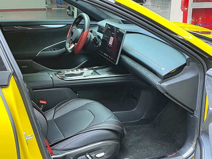 Фото 16 - Xiaomi SU7 Ultra