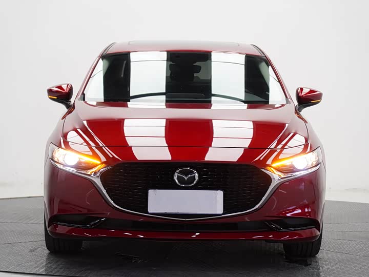 Фото 2 - Mazda 3 (Axela)