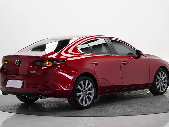 Фото 5 - Mazda 3 (Axela)