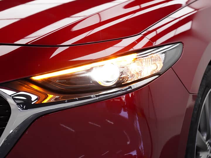 Фото 7 - Mazda 3 (Axela)