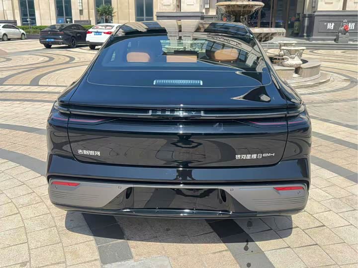 Фото 7 - Geely Galaxy Starshine 8 EM-i