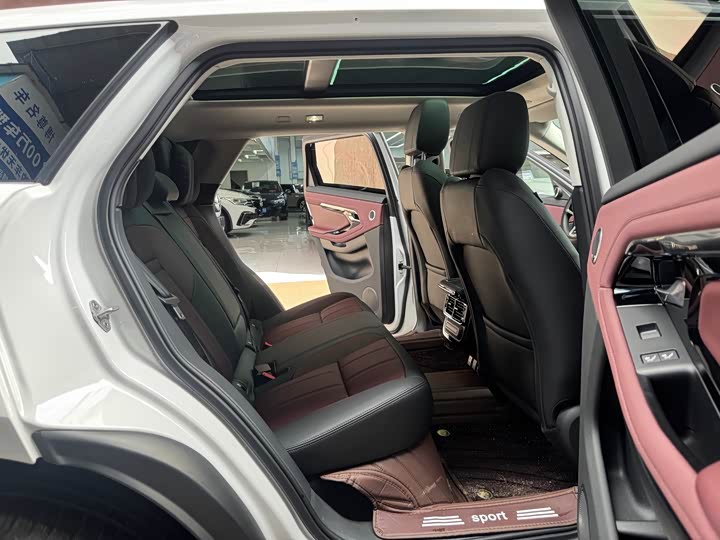 Фото 16 - Land Rover Range Rover Evoque L