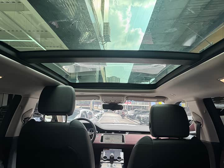 Фото 18 - Land Rover Range Rover Evoque L