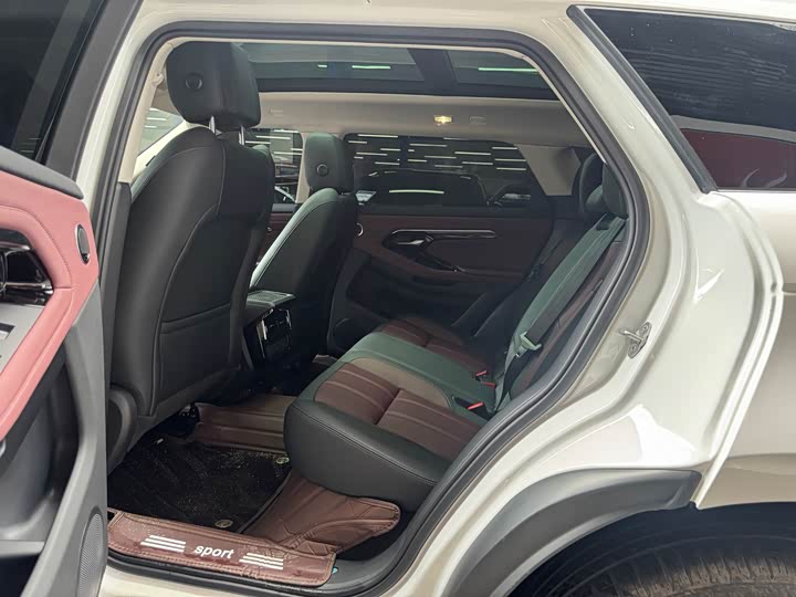 Фото 8 - Land Rover Range Rover Evoque L