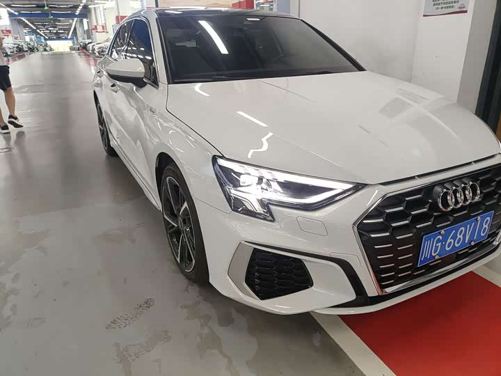 Фото 1 - Audi A3