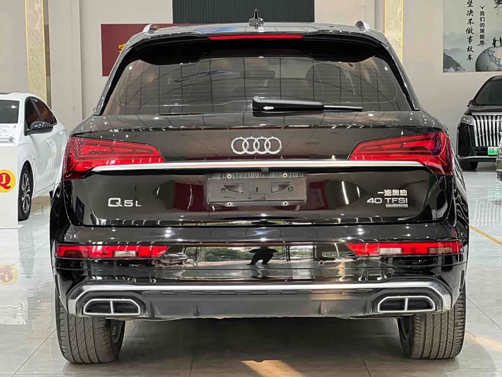Фото 4 - Audi Q5L