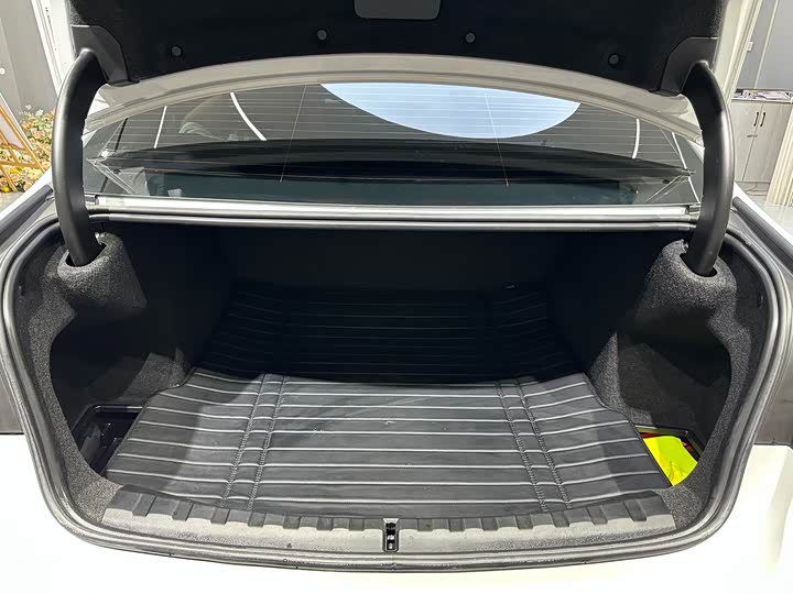 Фото 22 - BMW 3 Series