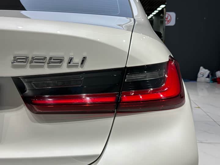 Фото 7 - BMW 3 Series