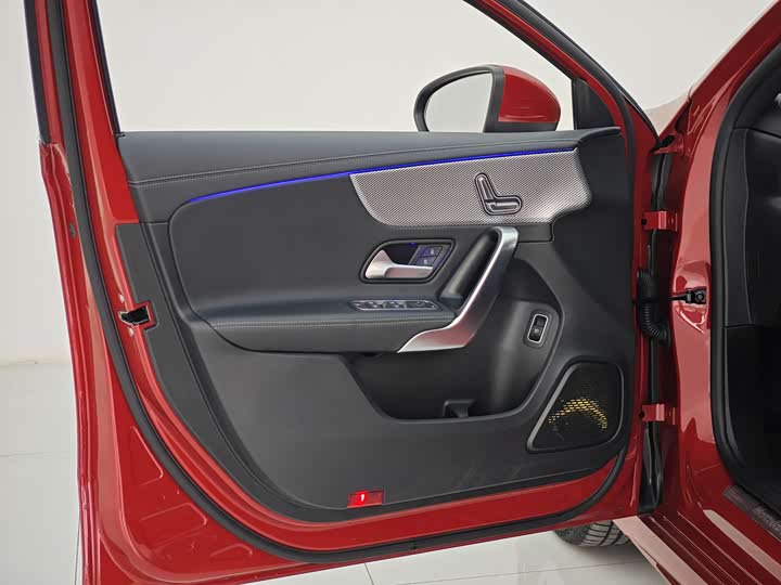 Фото 19 - Mercedes-Benz A-Class