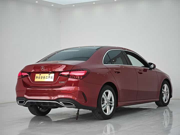 Фото 6 - Mercedes-Benz A-Class