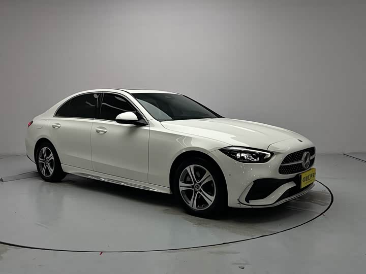 Фото 3 - Mercedes-Benz C-Class