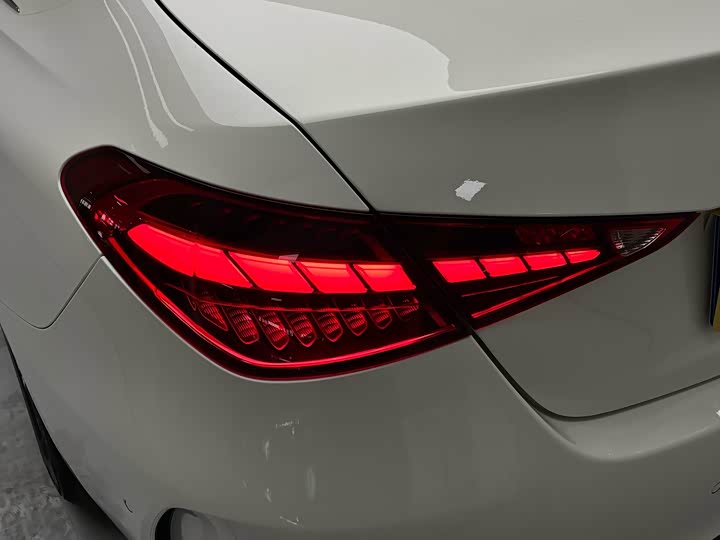 Фото 8 - Mercedes-Benz C-Class