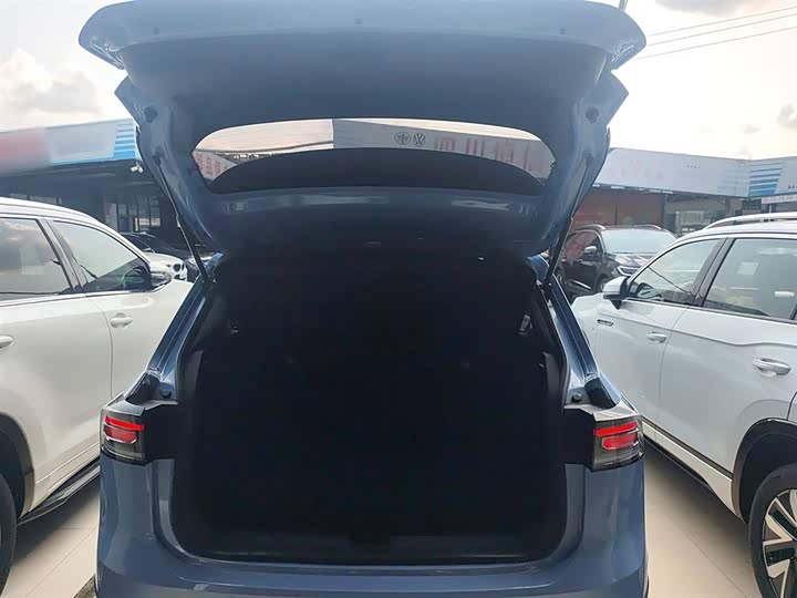 Фото 19 - Volkswagen Tharu