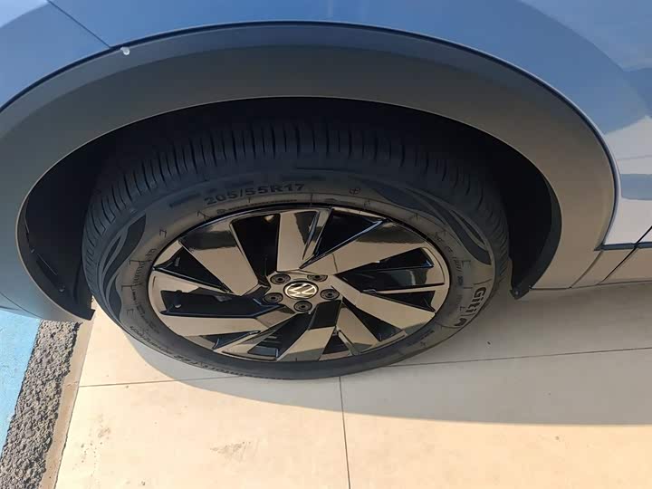 Фото 23 - Volkswagen Tharu