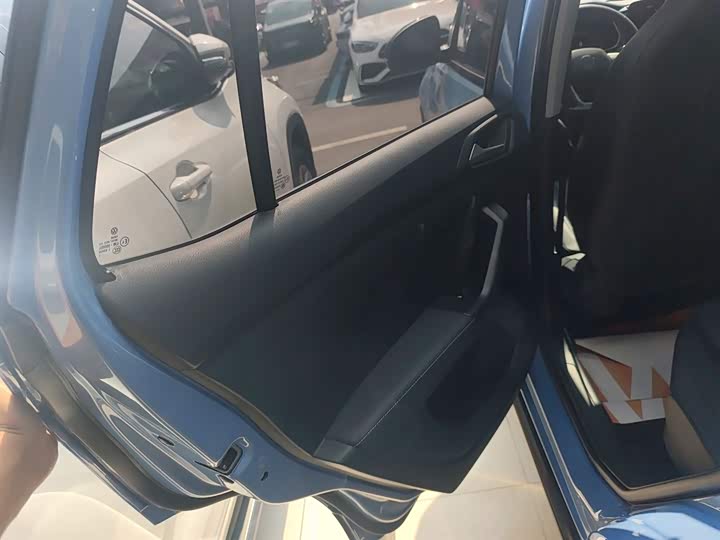 Фото 29 - Volkswagen Tharu