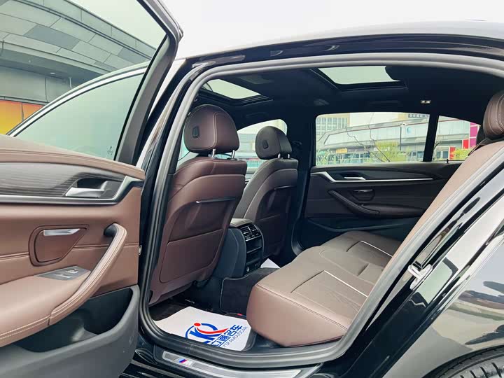 Фото 7 - BMW 5 Series Hybrid