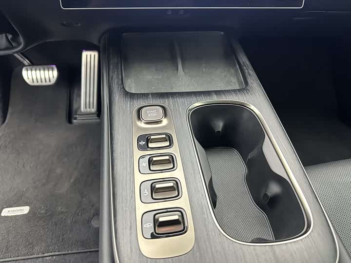 Фото 13 - Xiaomi SU7