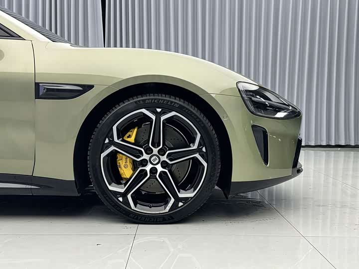 Фото 3 - Xiaomi SU7