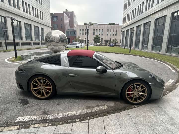 Фото 5 - Porsche 911