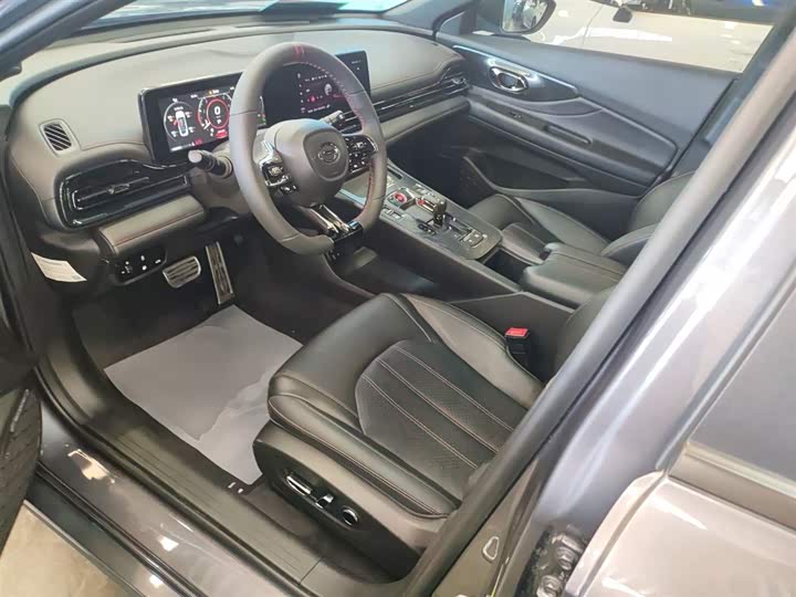 Фото 15 - GAC Trumpchi Empow R