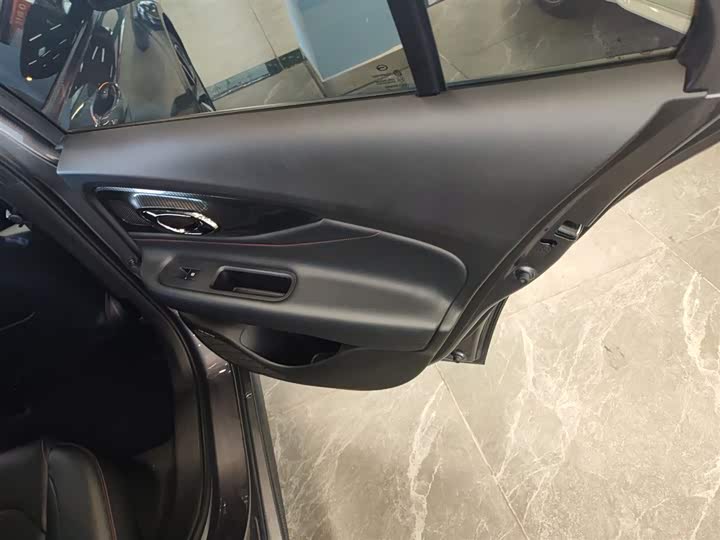 Фото 27 - GAC Trumpchi Empow R