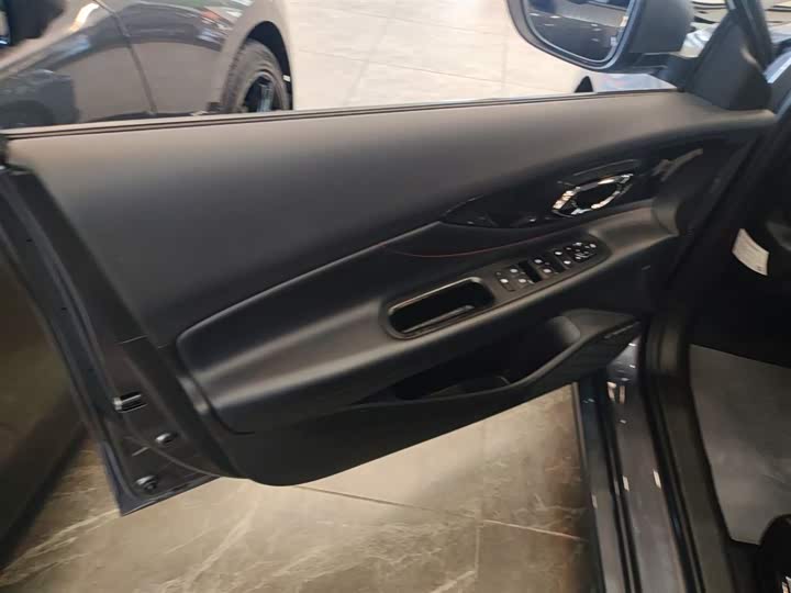 Фото 28 - GAC Trumpchi Empow R