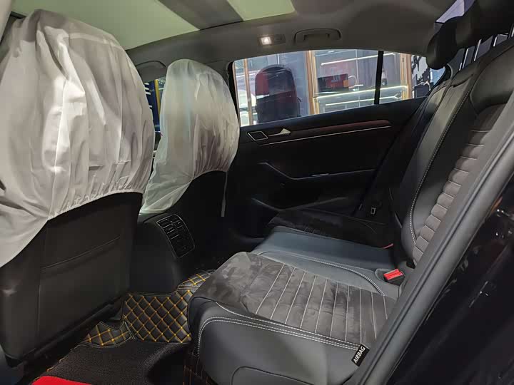 Фото 6 - Volkswagen Magotan