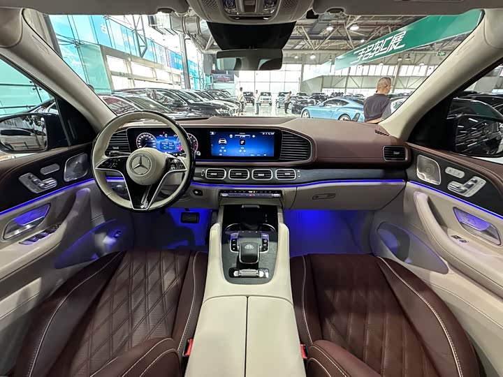 Фото 16 - Mercedes-Benz Maybach GLS