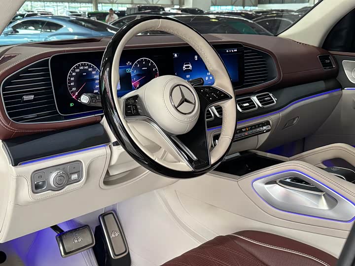 Фото 9 - Mercedes-Benz Maybach GLS