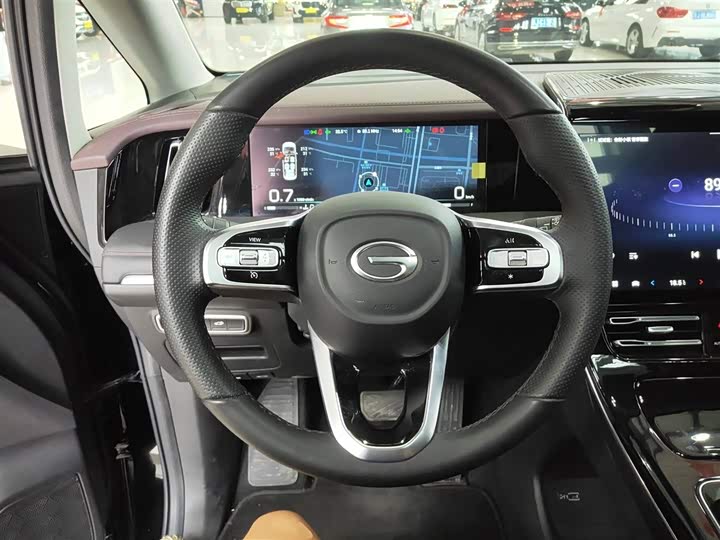 Фото 11 - GAC Trumpchi M8