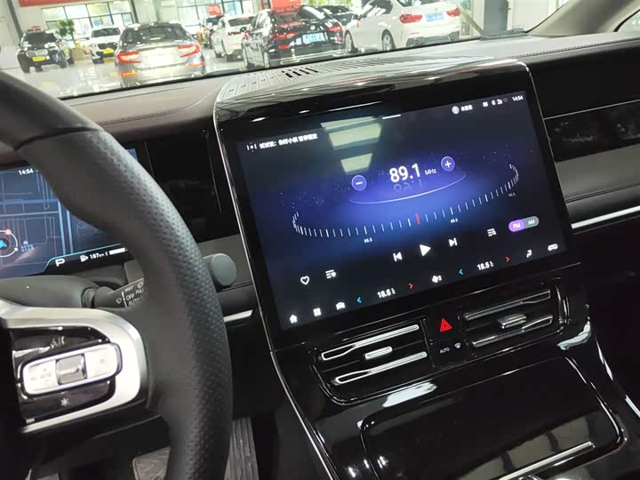 Фото 13 - GAC Trumpchi M8