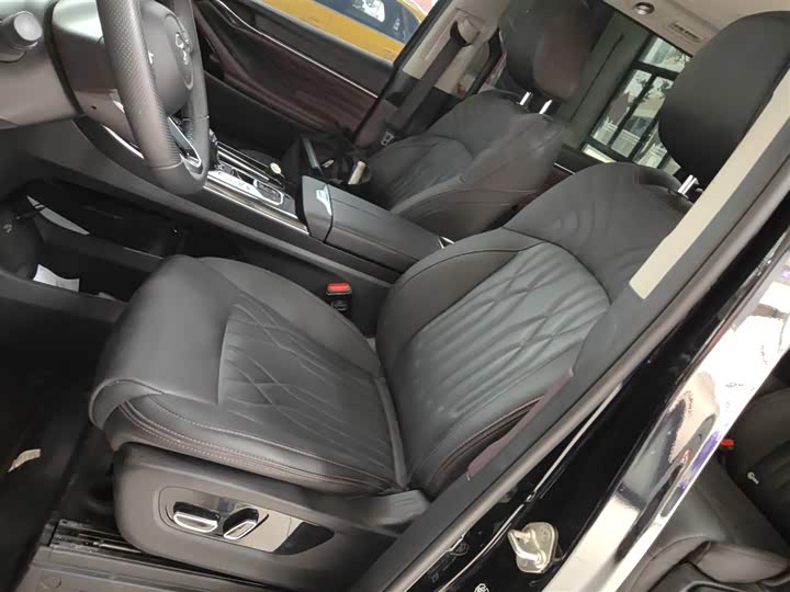 Фото 15 - GAC Trumpchi M8