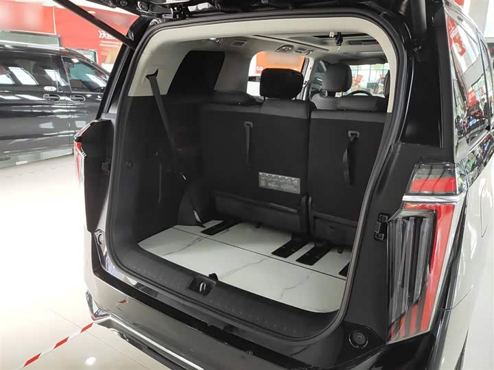 Фото 19 - GAC Trumpchi M8