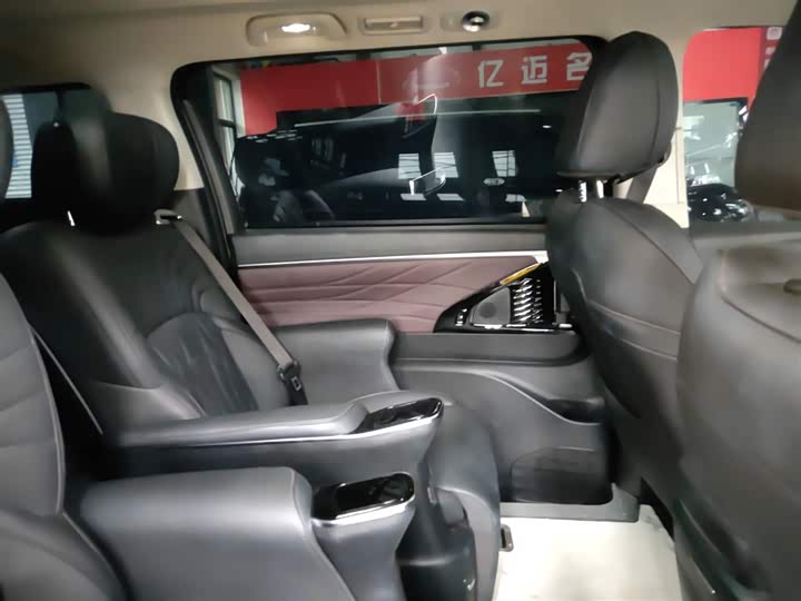 Фото 29 - GAC Trumpchi M8