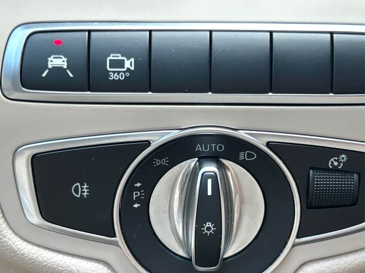 Фото 6 - Mercedes-Benz V-Class