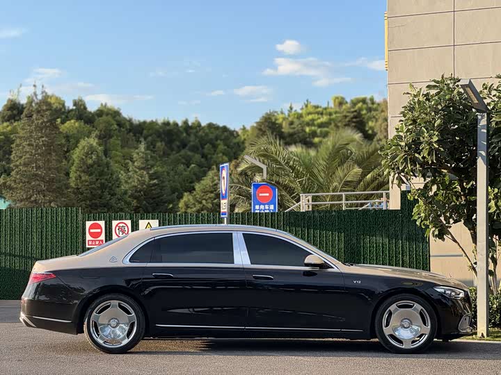 Фото 5 - Mercedes-Benz Maybach S-Class