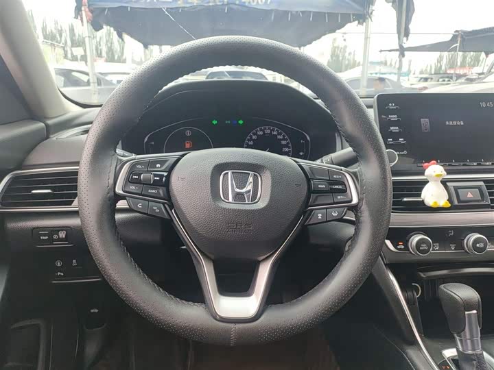 Фото 11 - Honda Accord