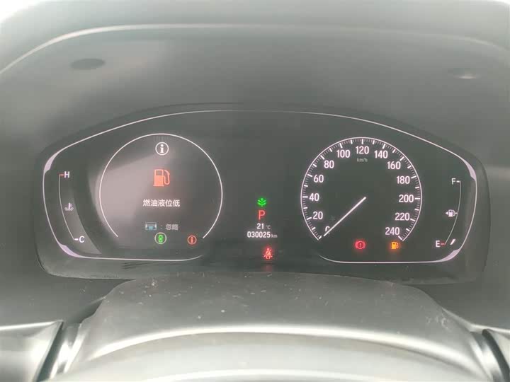 Фото 12 - Honda Accord