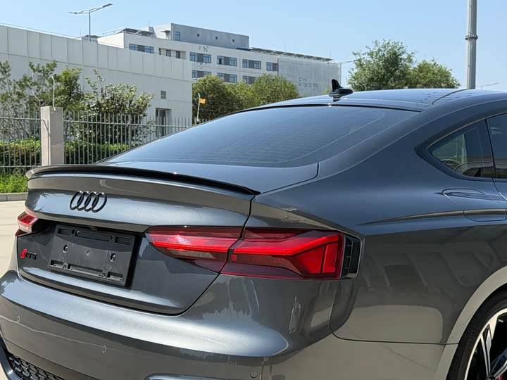 Фото 18 - Audi RS 5